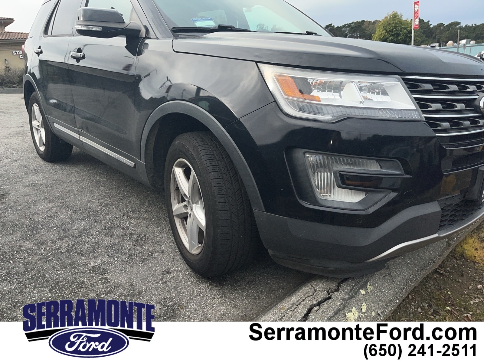 2016 Ford Explorer XLT's photo