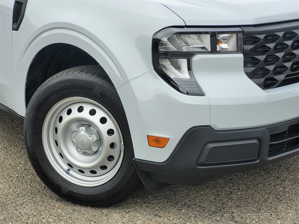 2025 Ford Maverick XL photo 3