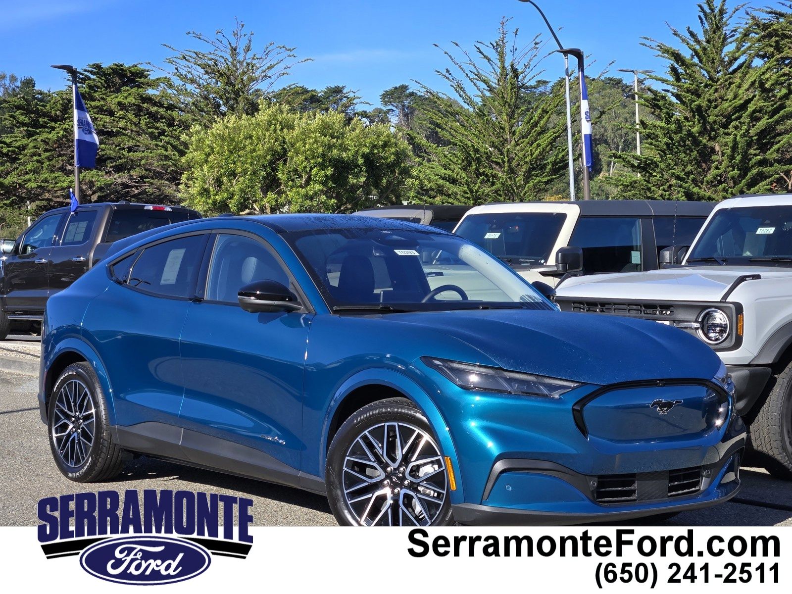2026 Ford Mustang-Mach-e Premium's photo