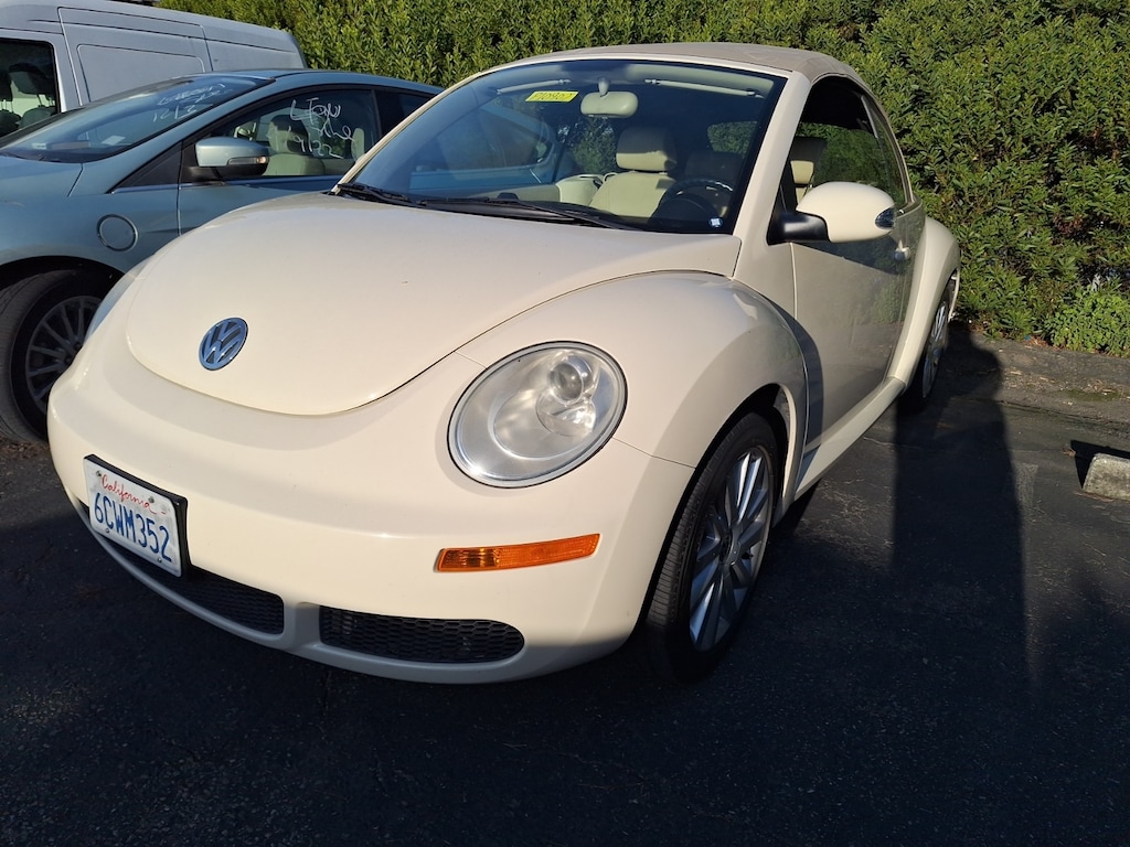 Used 2008 Volkswagen New Beetle SE Black Tie Edition Convertible