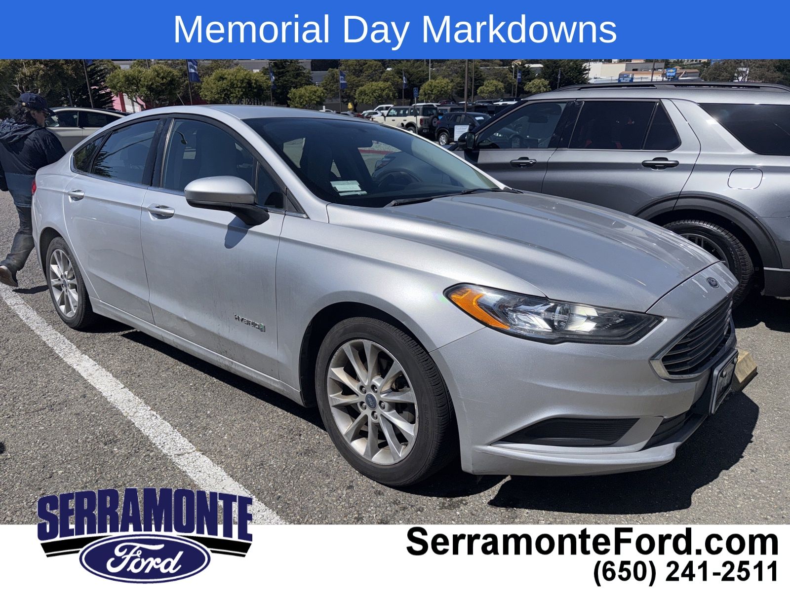 2017 Ford Fusion SE's photo