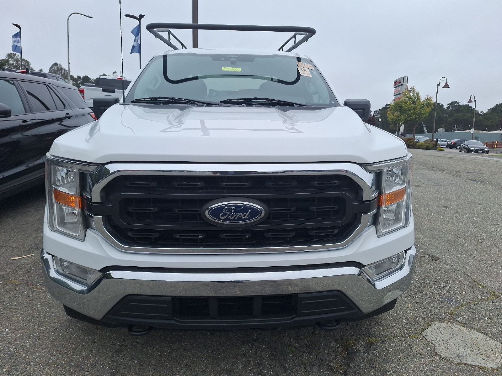 2021 Ford F-150 XLT photo 2