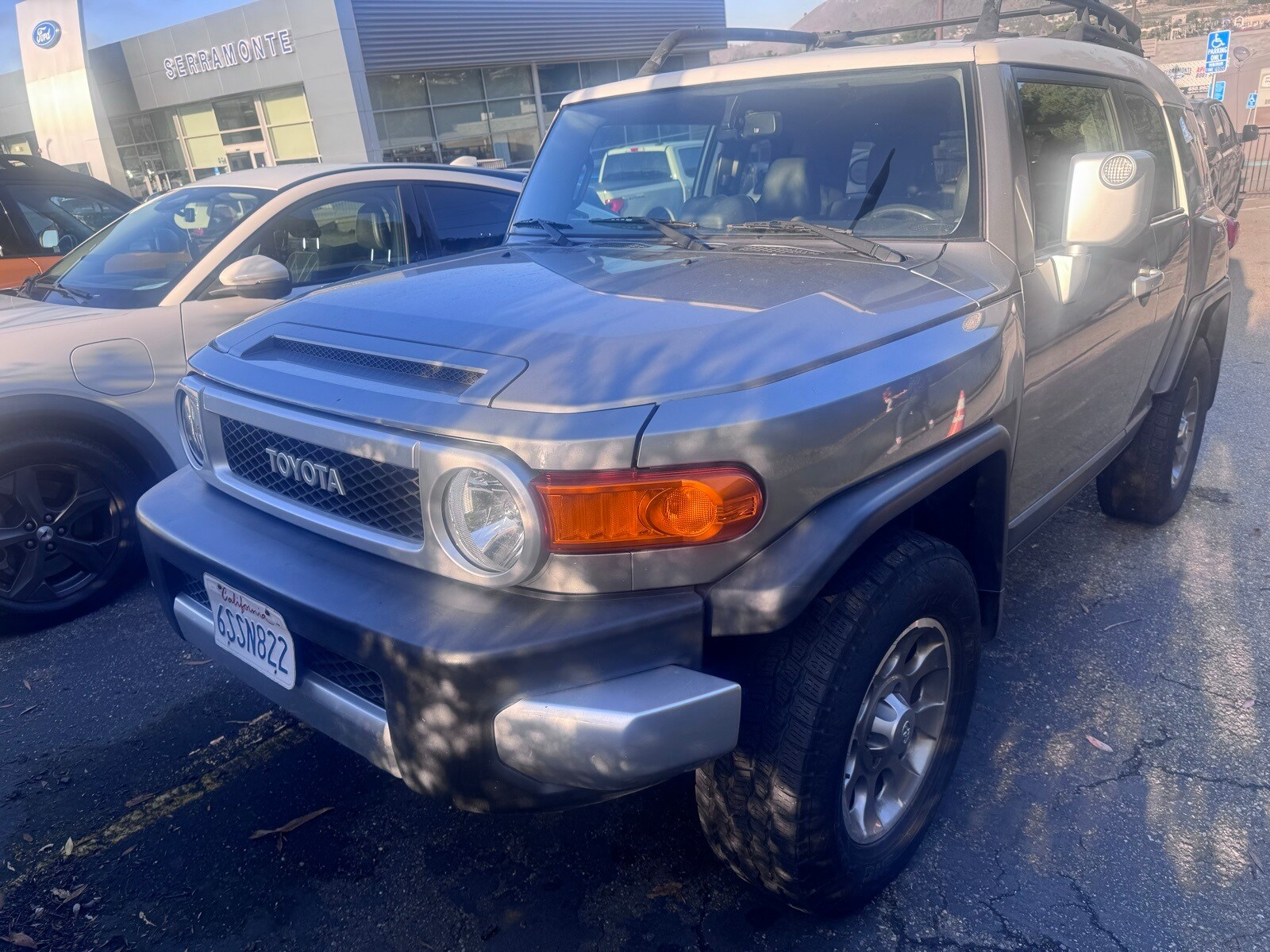 2011 Toyota FJ Cruiser Base photo 3