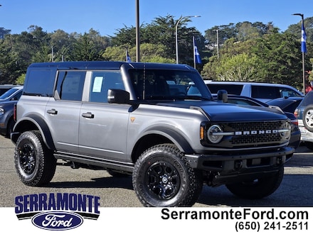 2025 Ford Bronco Badlands SUV