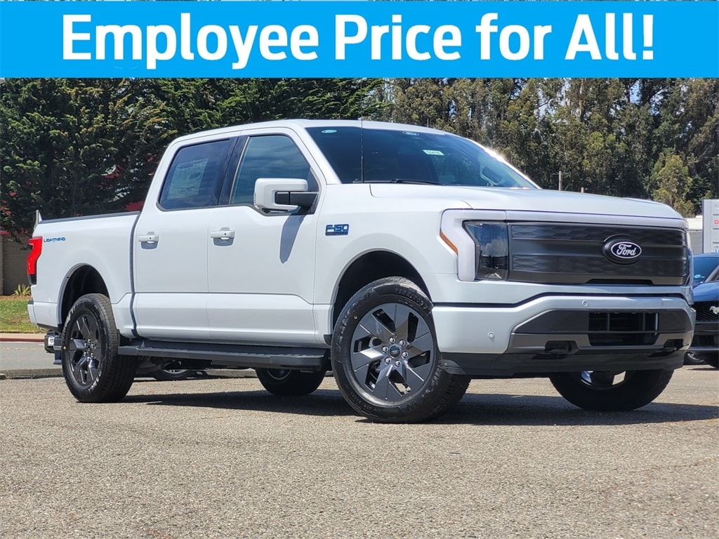 2025 Ford F-150 Lightning Lariat's photo