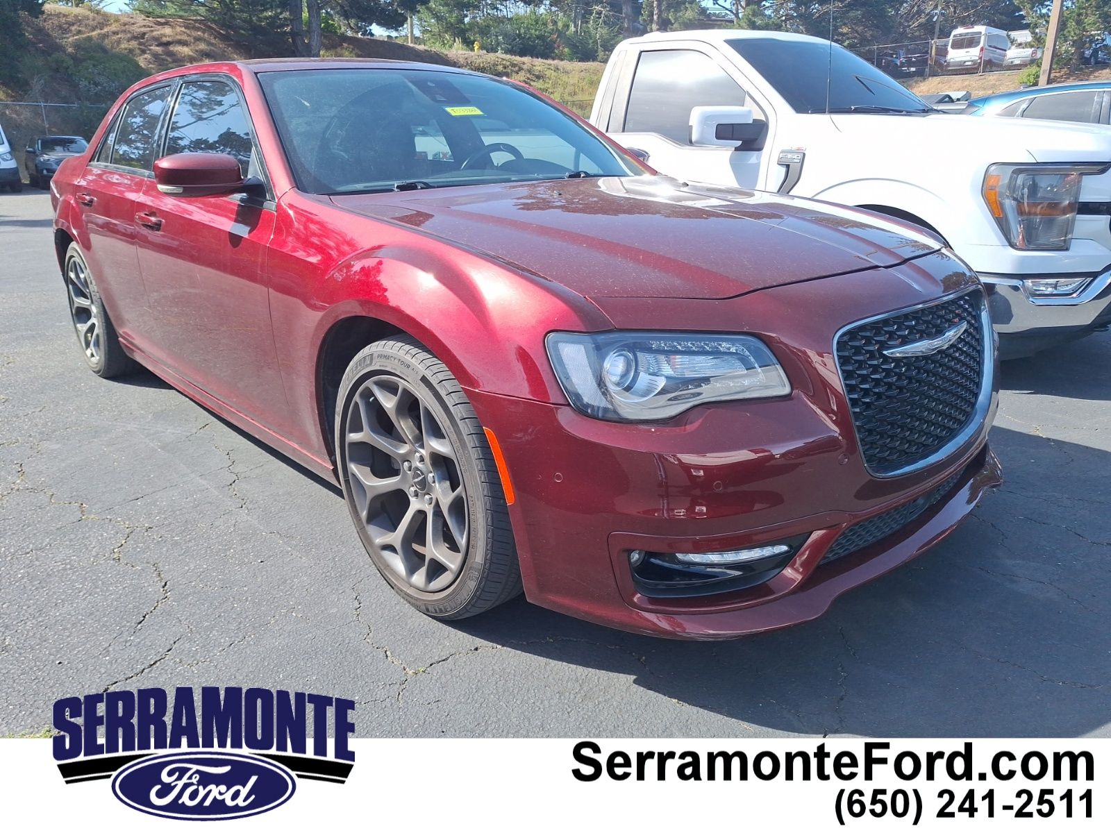 2018 Chrysler 300 S's photo