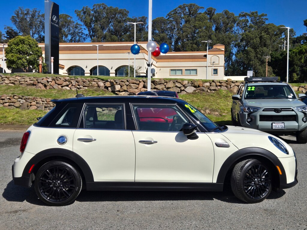 Used 2023 MINI Cooper S Signature Hatchback