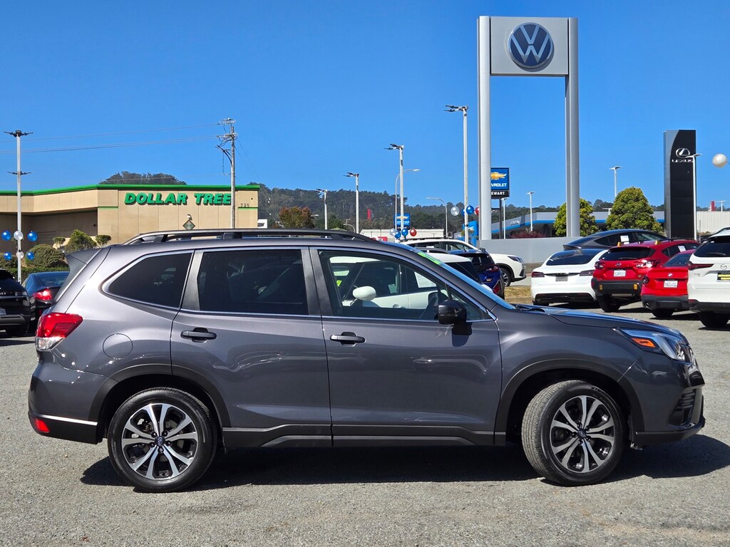 Used 2022 Subaru Forester Limited SUV