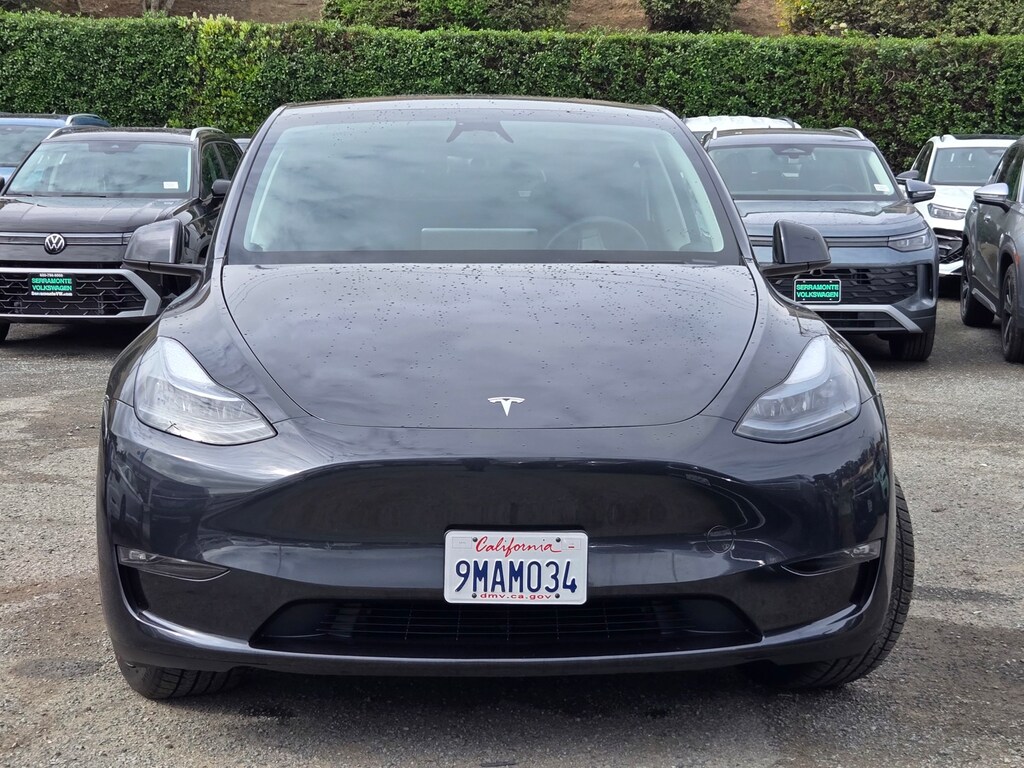 Used 2024 Tesla Model Y Long Range SUV