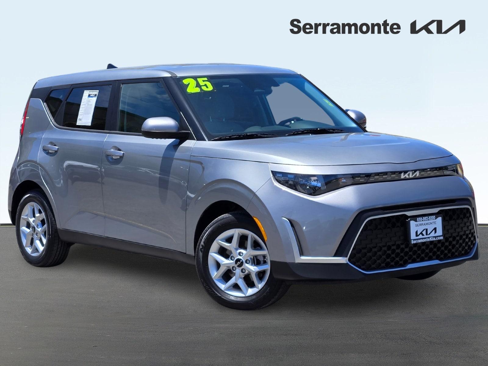 2025 Kia Soul 2.0L LX IVT's photo