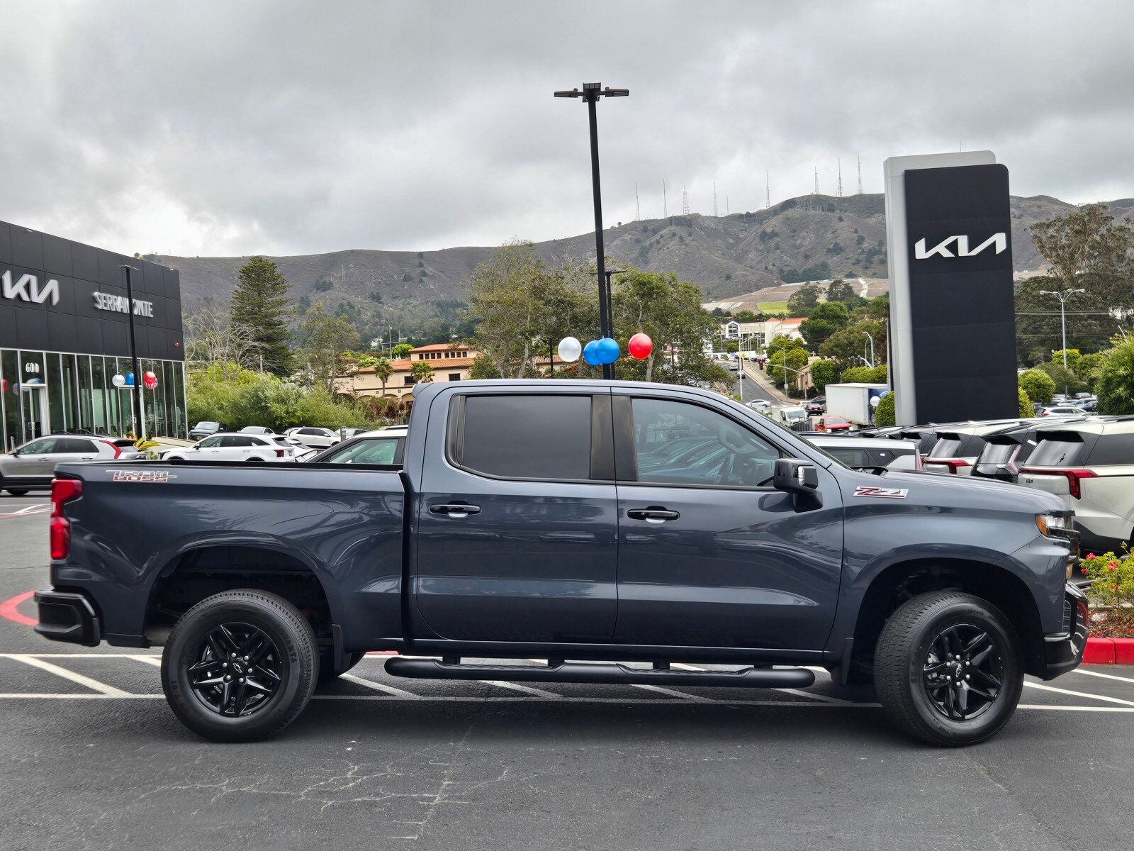 2020 Chevrolet Silverado 1500 LT Trail Boss photo 3