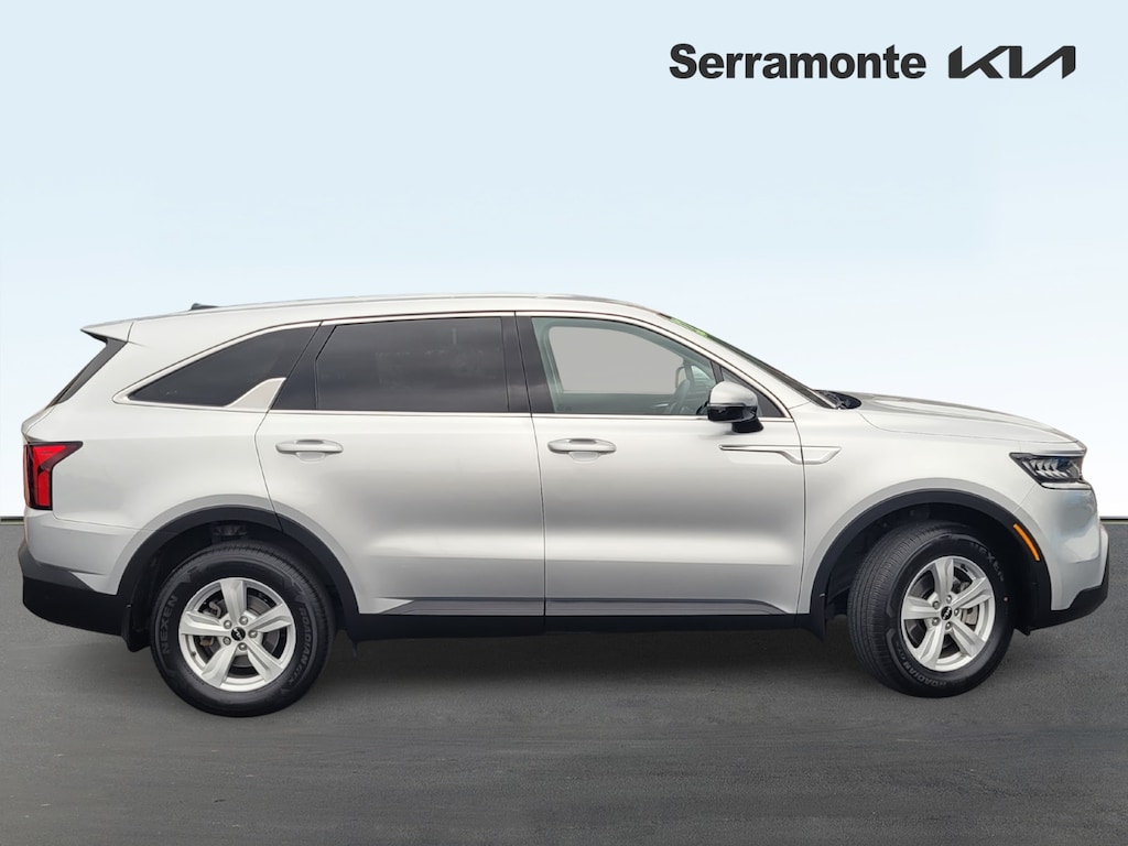 Used 2022 Kia Sorento LX SUV