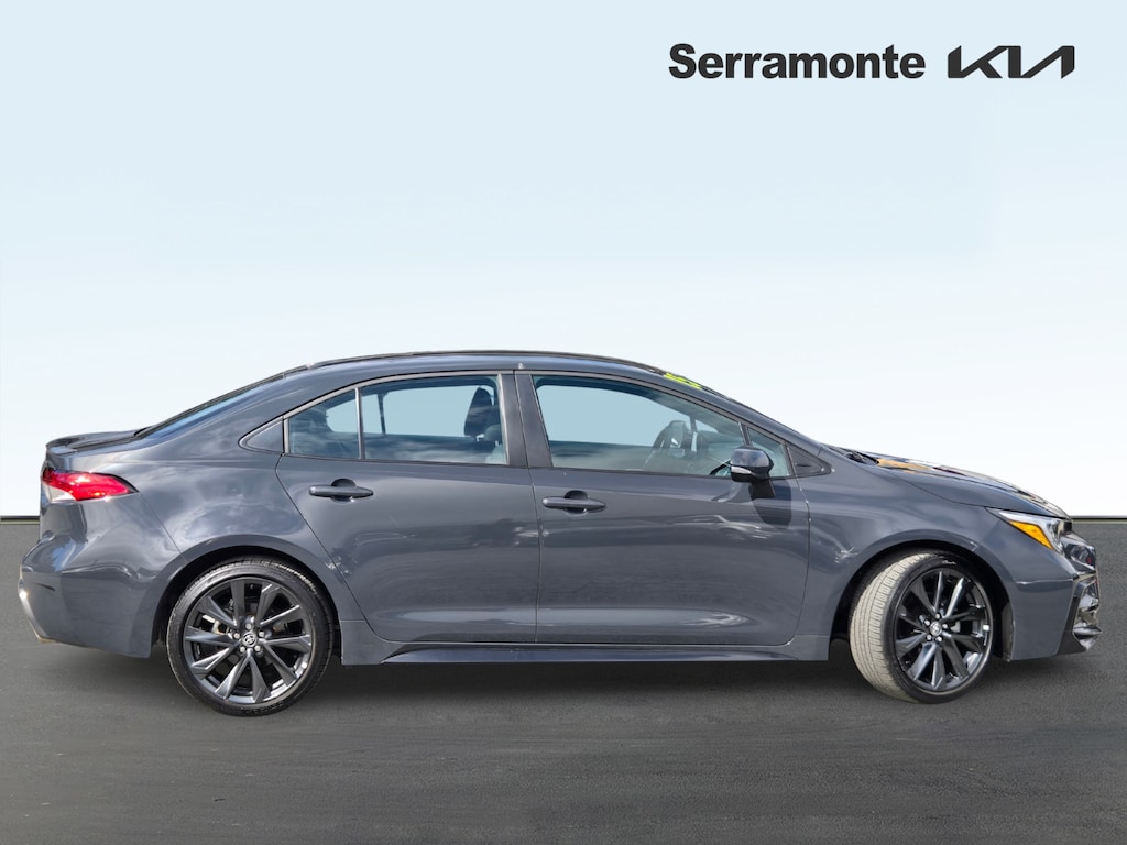 Used 2025 Toyota Corolla SE Sedan