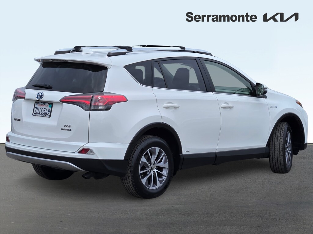 Used 2016 Toyota RAV4 Hybrid XLE SUV