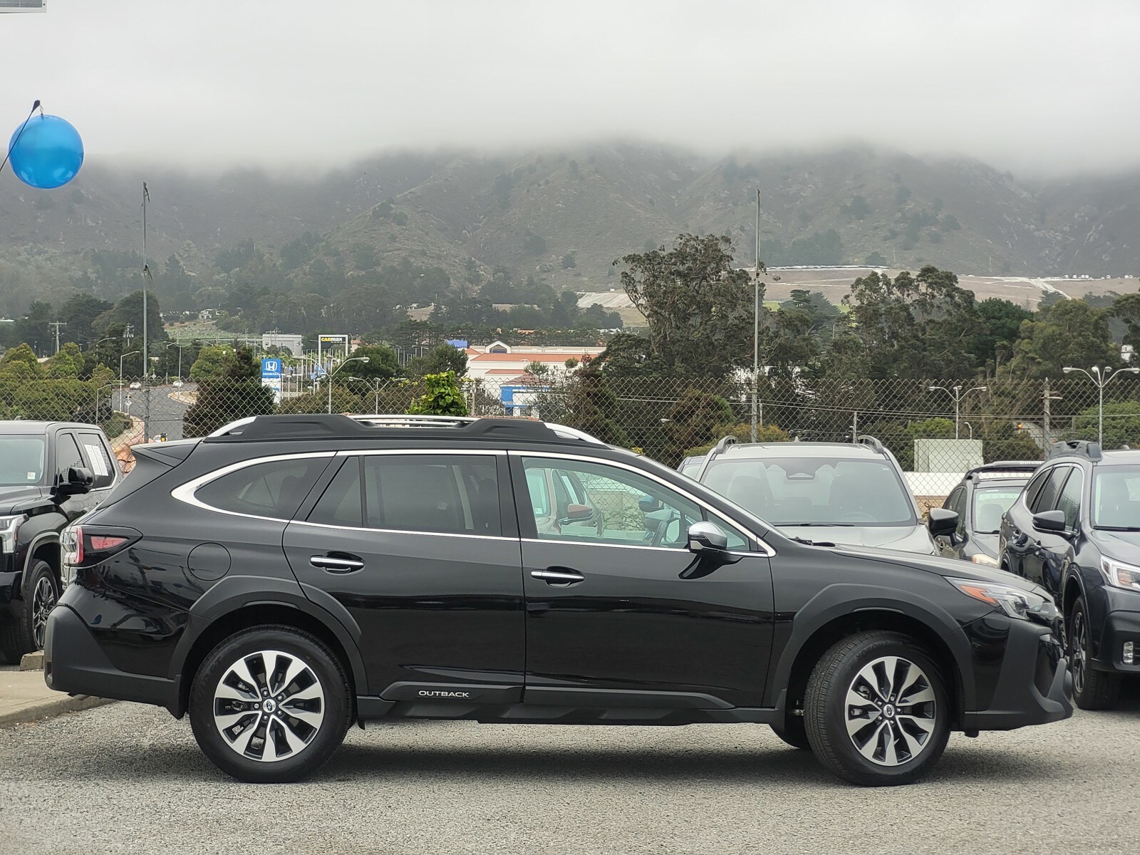 2024 Subaru Outback Touring XT photo 2