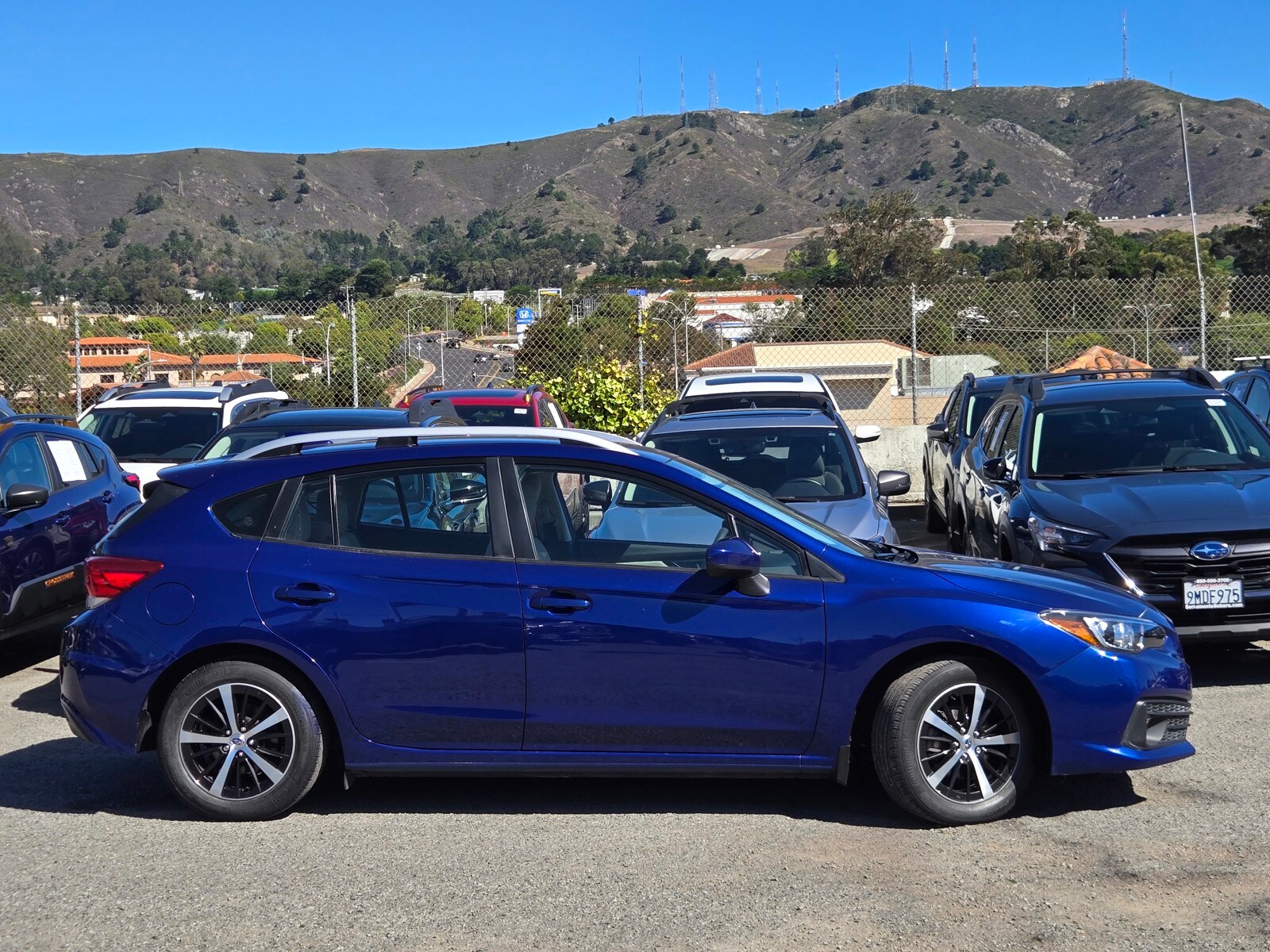2023 Subaru Impreza Premium photo 3