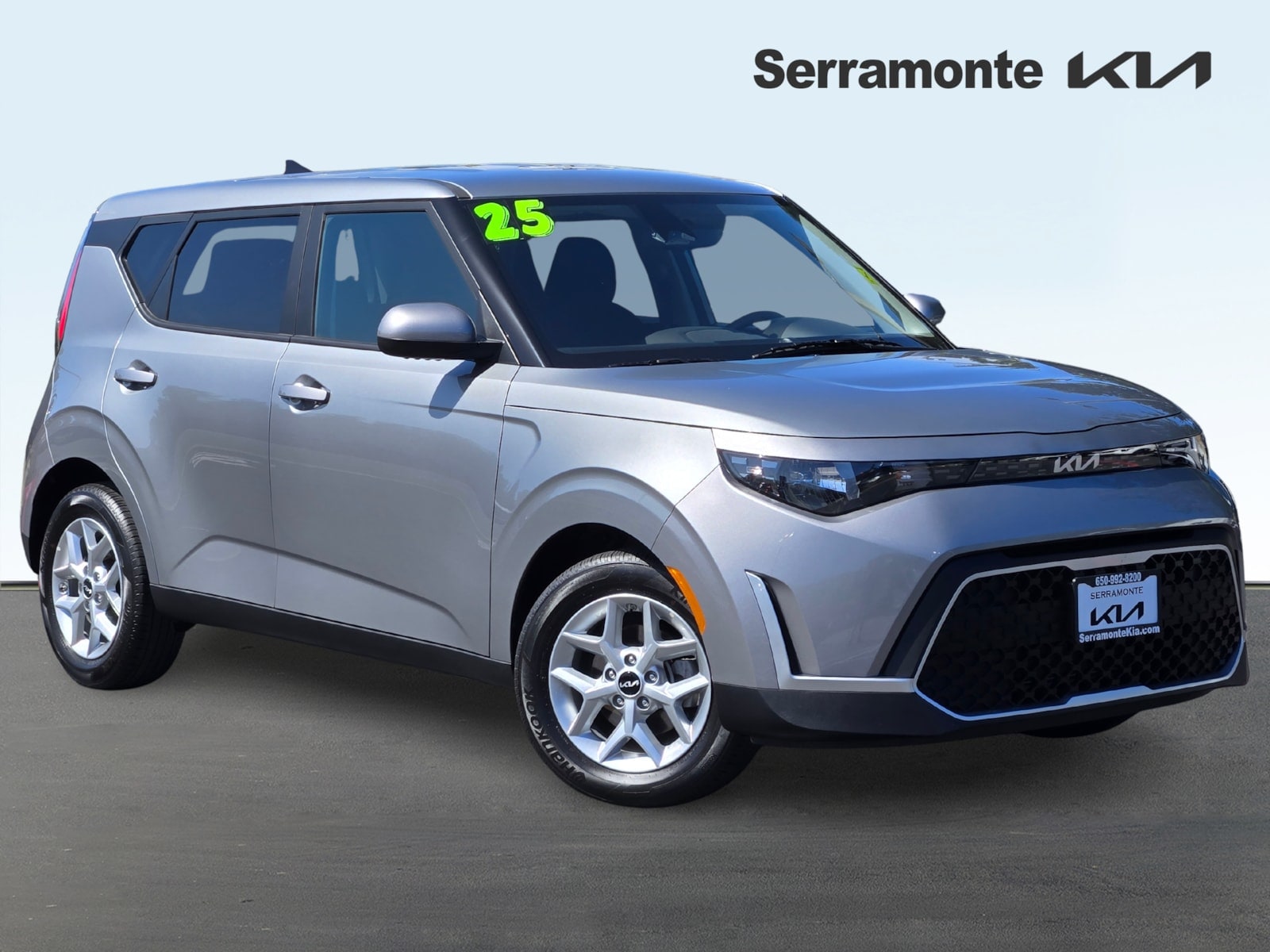 2025 Kia Soul 2.0L LX IVT's photo