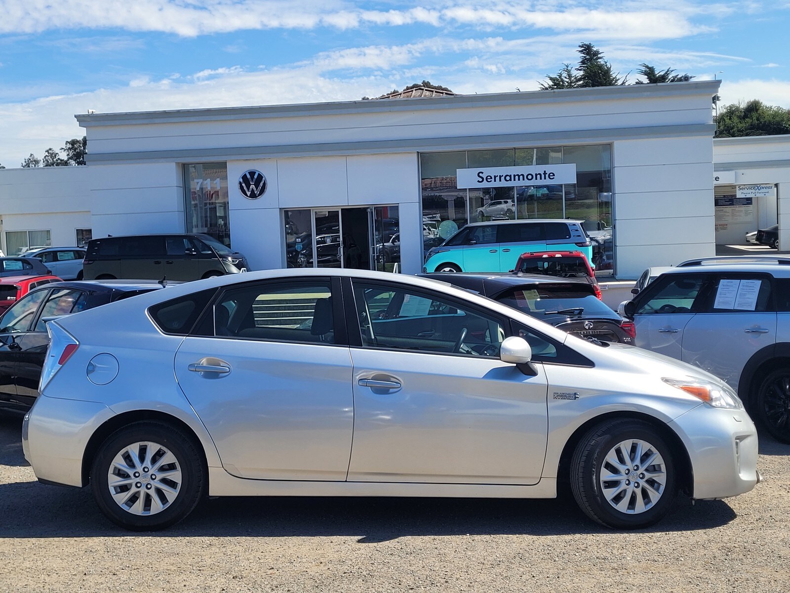 2013 Toyota Prius Plug-in Advanced photo 3