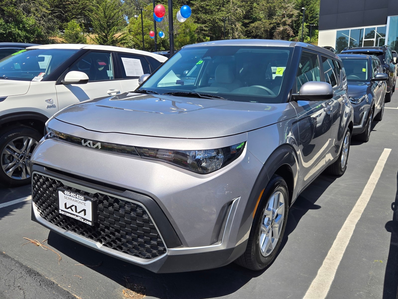 2025 Kia Soul 2.0L LX IVT's photo