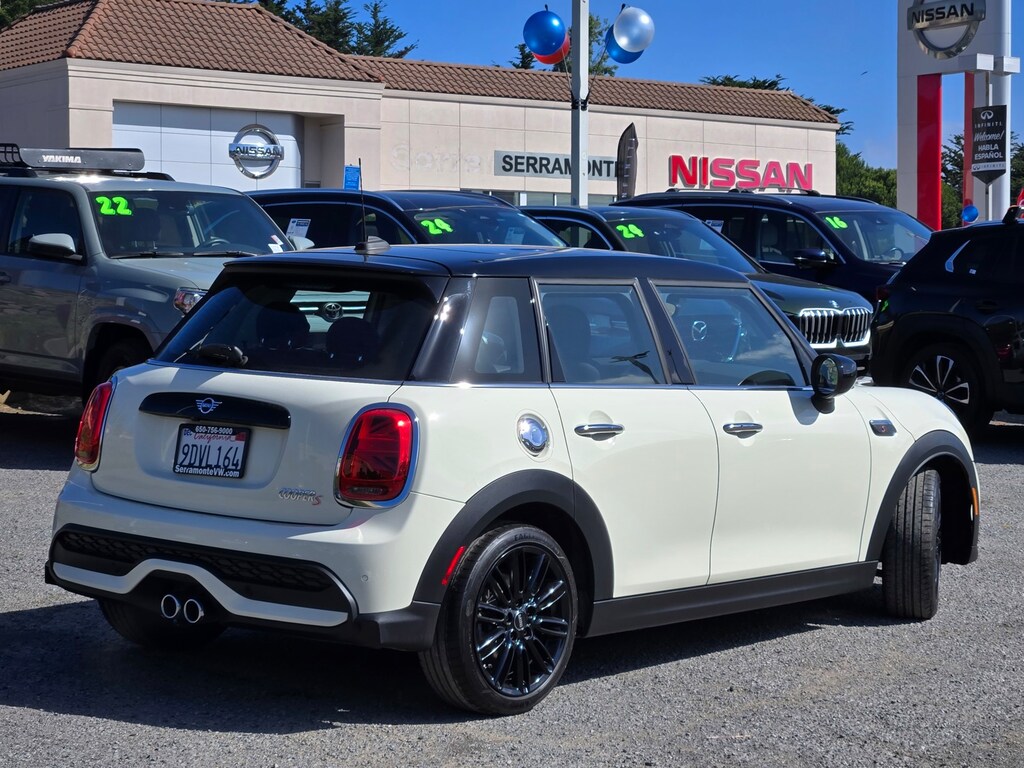 Used 2023 MINI Cooper S Signature Hatchback