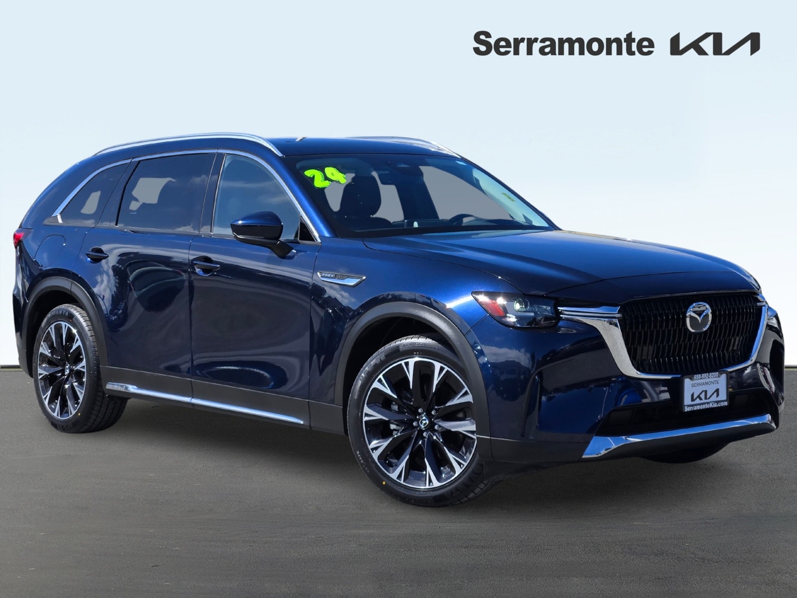 2024 Mazda CX-90 PHEV Premium Package's photo