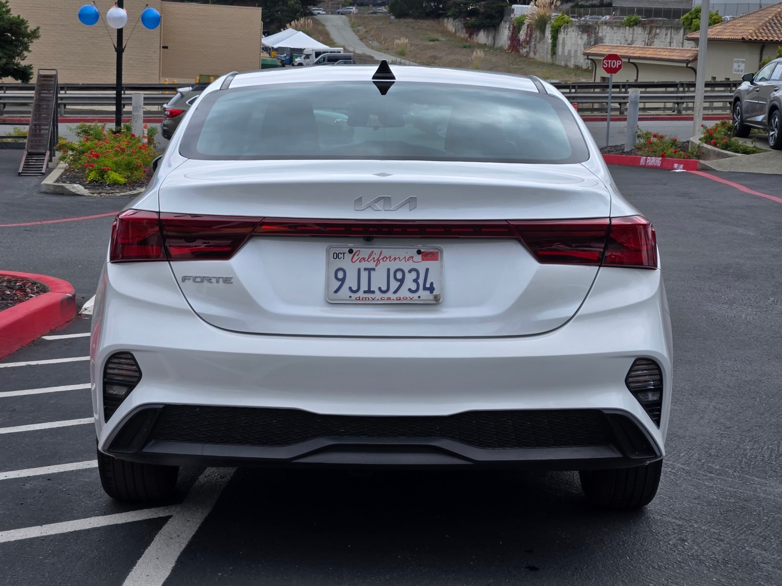 2023 Kia Forte LXS photo 4