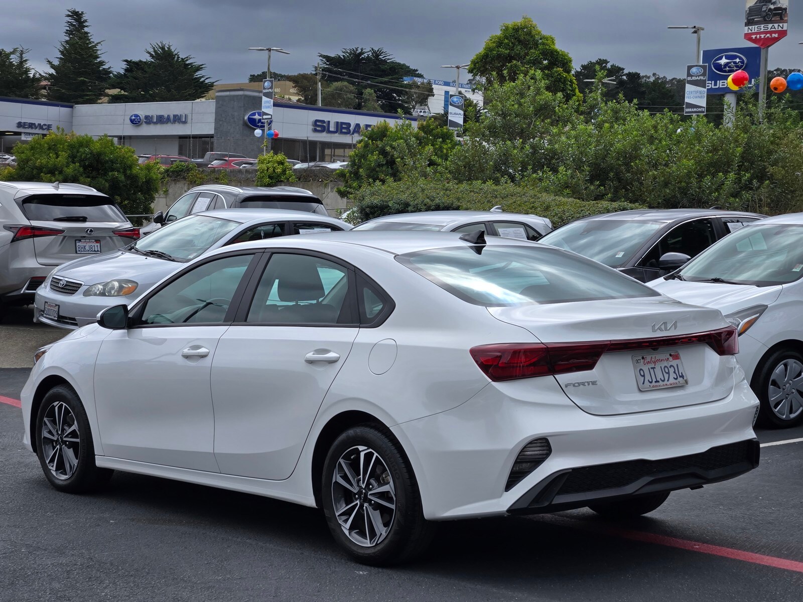 2023 Kia Forte LXS photo 3