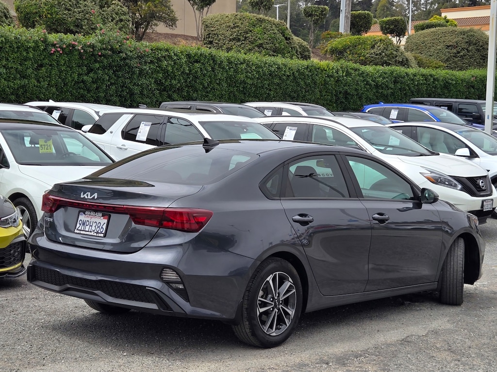 Used 2024 Kia Forte LXS Sedan