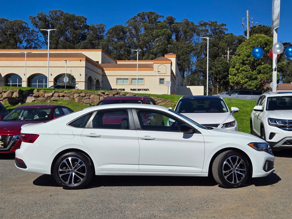 Used 2024 Volkswagen Jetta 1.5T Sport Sedan