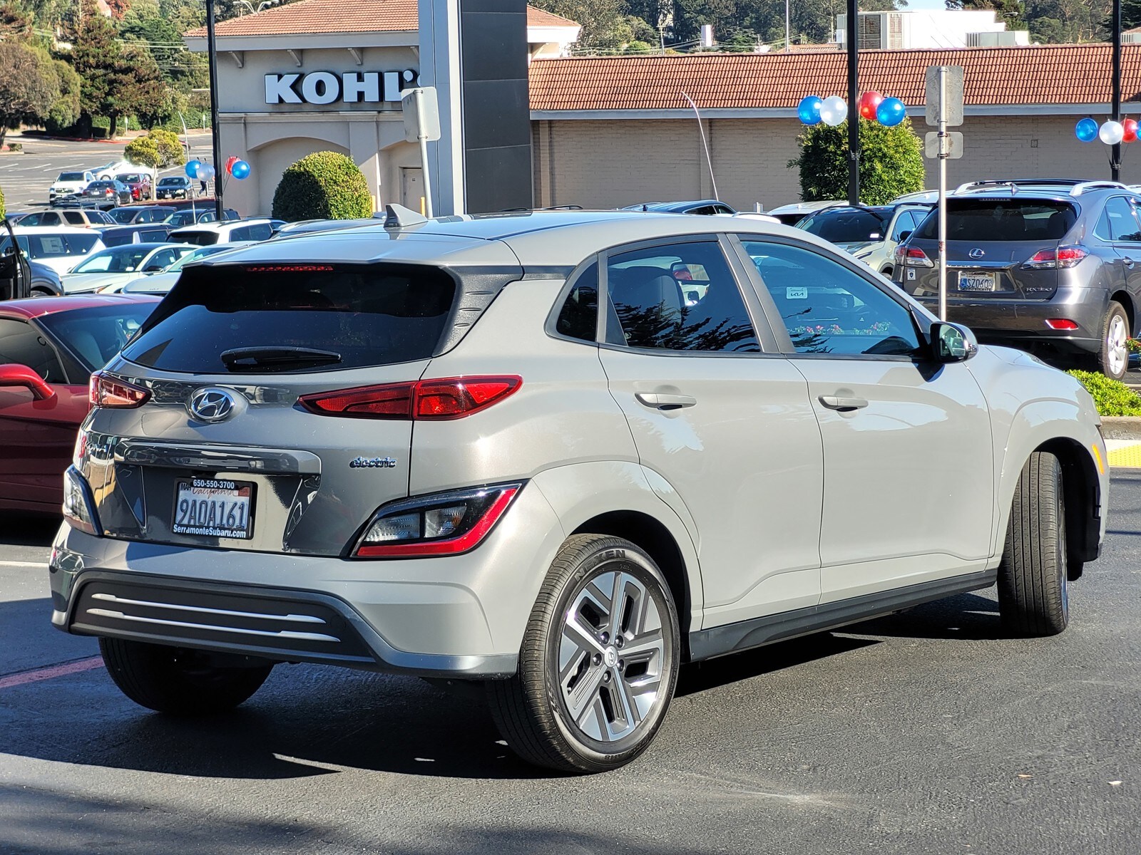 2022 Hyundai Kona Electric SEL photo 4
