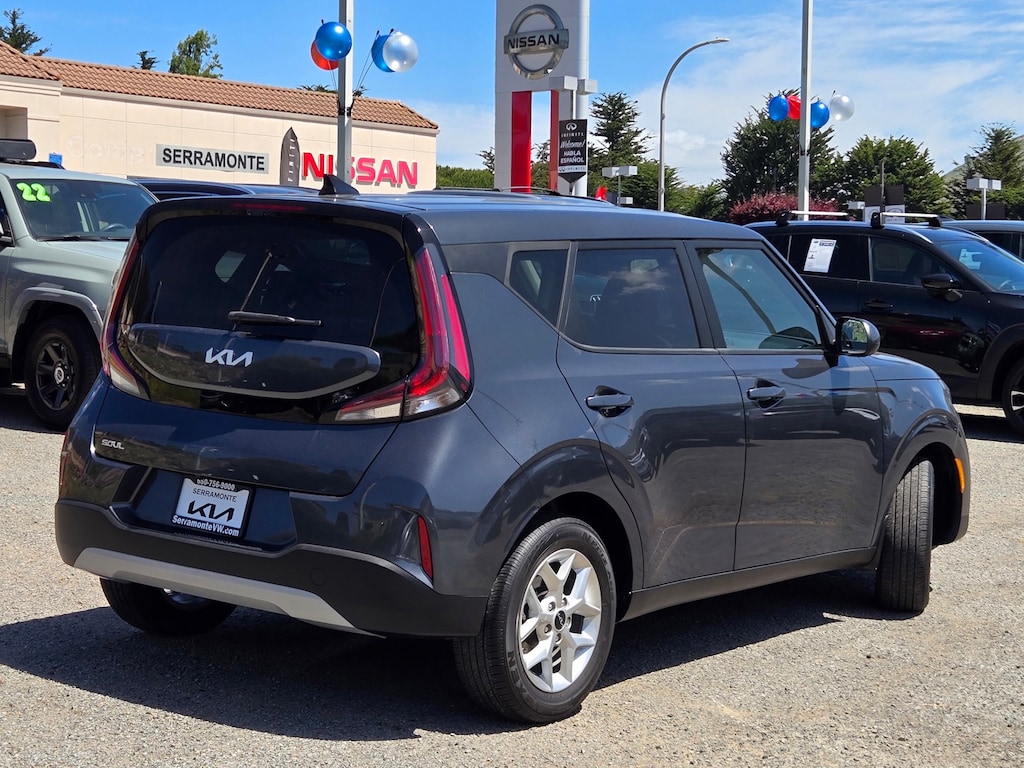 Certified 2023 Kia Soul LX Hatchback