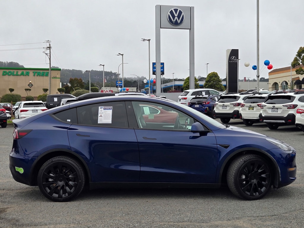 Used 2023 Tesla Model Y Long Range SUV