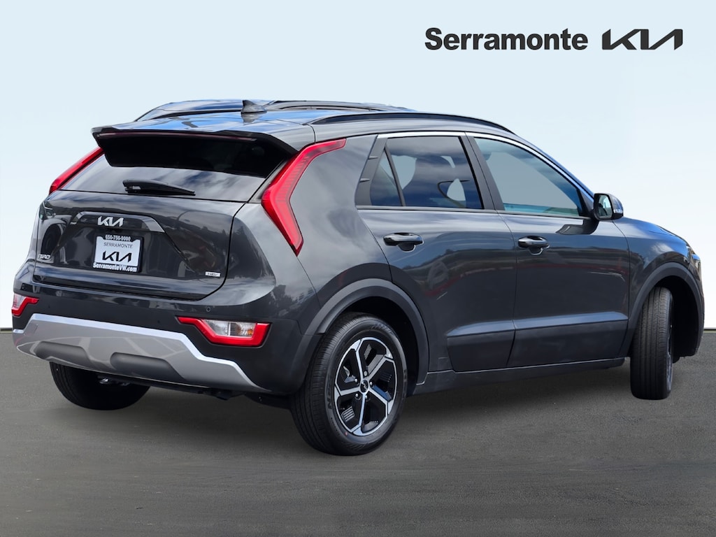 Used 2025 Kia Niro EX SUV