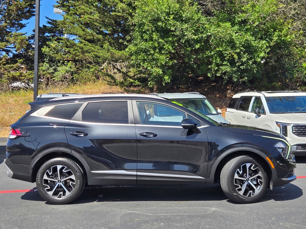Certified 2023 Kia Sportage Hybrid EX SUV
