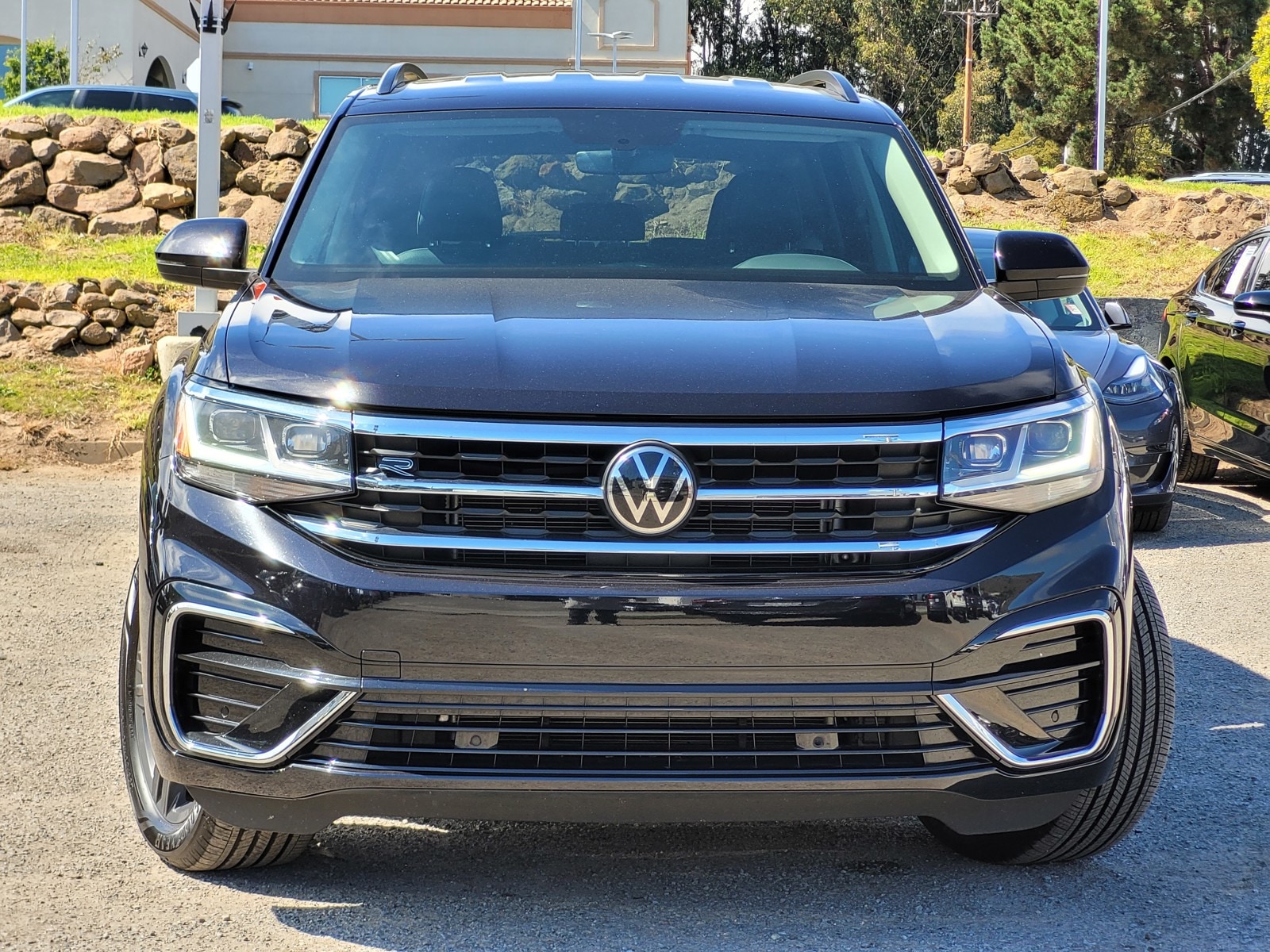 Used 2021 Volkswagen Atlas SE w/Tech R-Line with VIN 1V2NR2CA0MC506796 for sale in Colma, CA