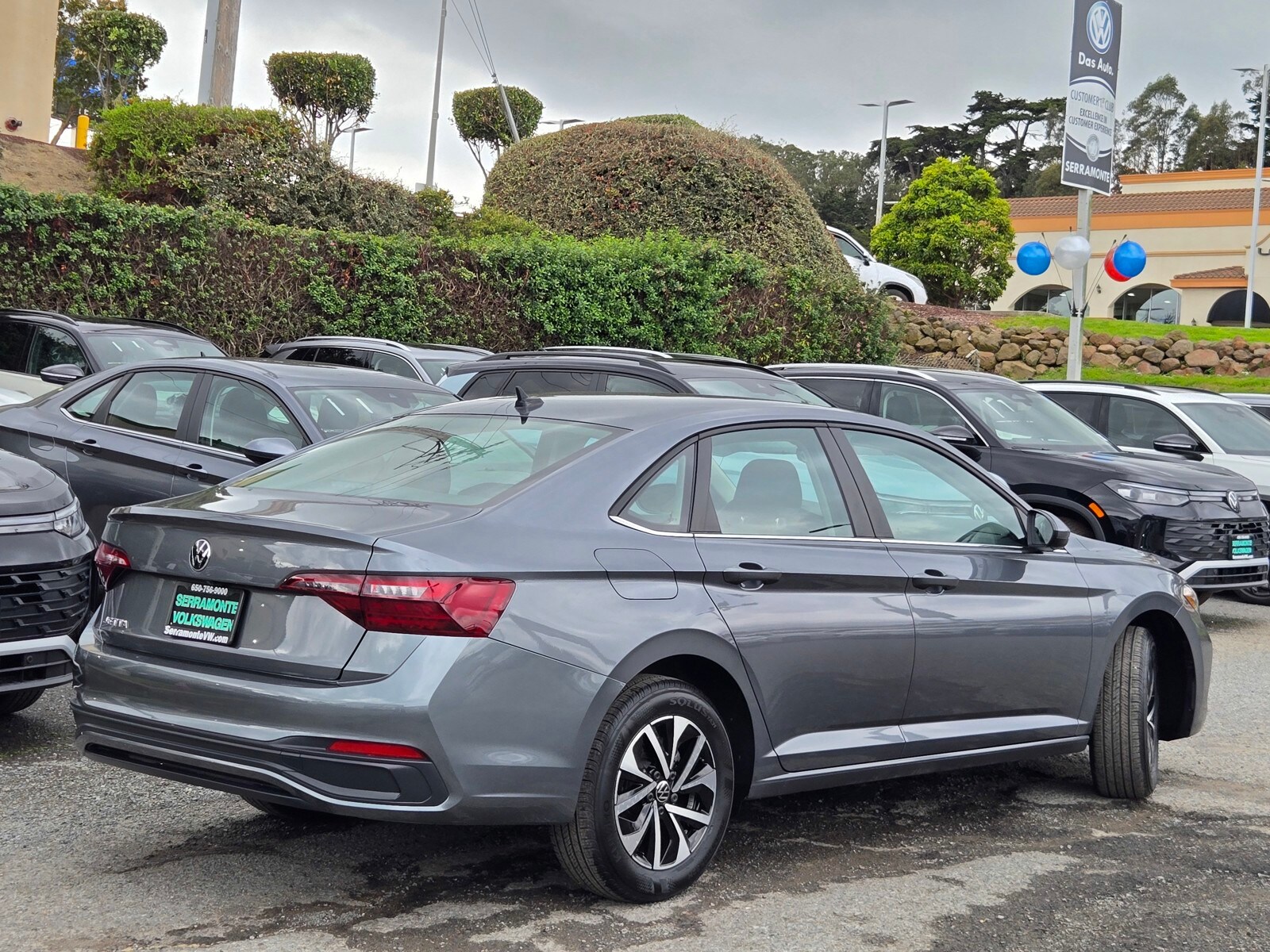 2024 Volkswagen Jetta 1.5T S photo 4