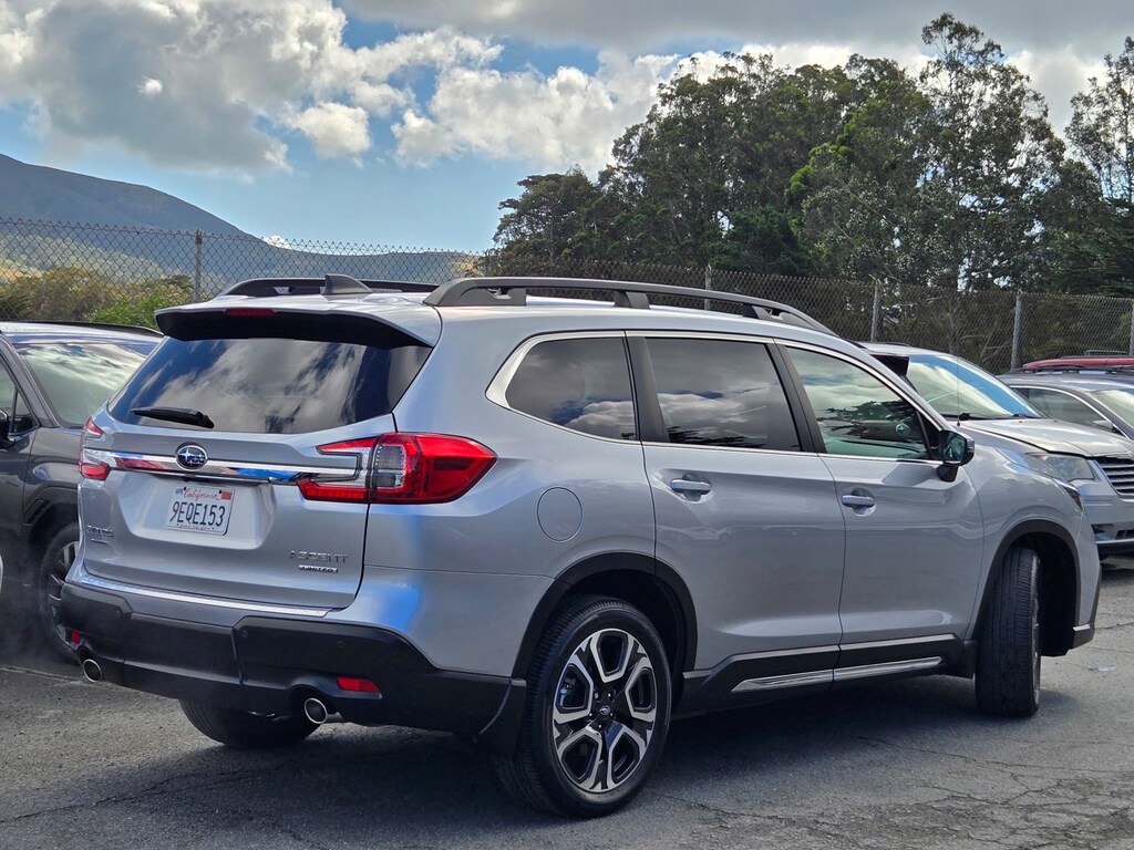 Used 2023 Subaru Ascent Limited SUV