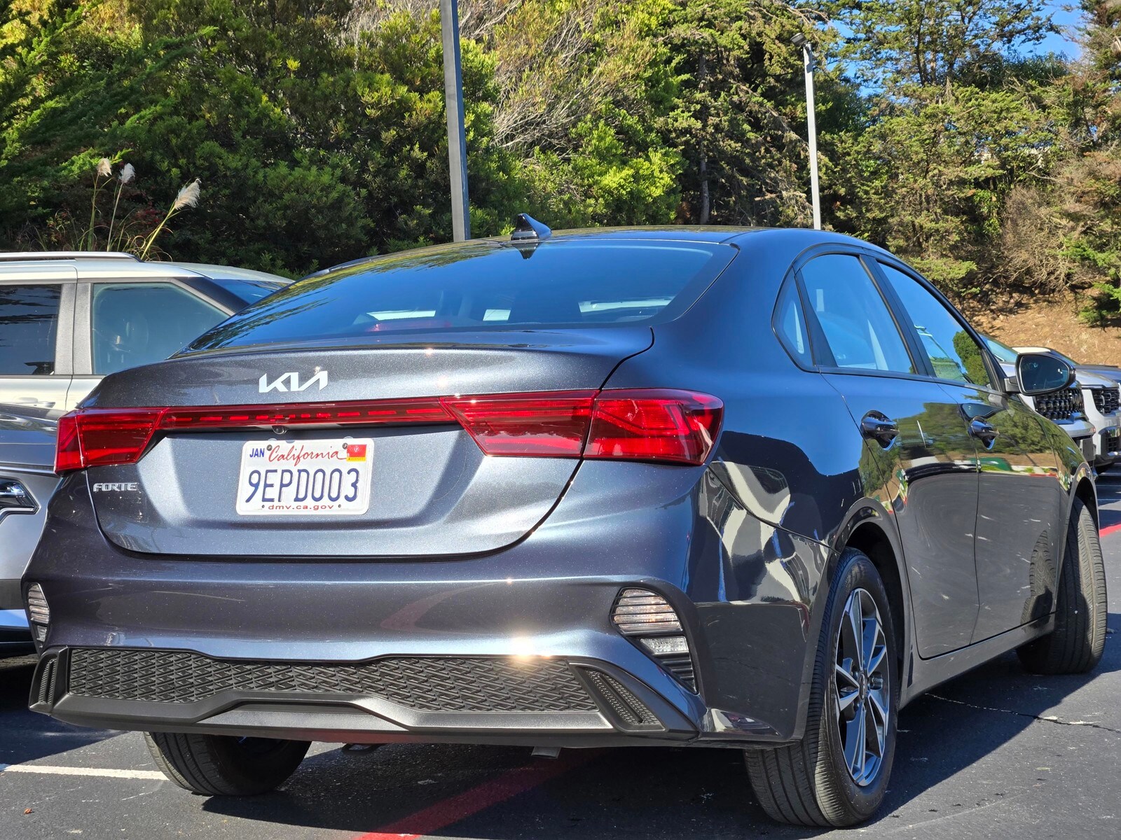 2023 Kia Forte LXS photo 3