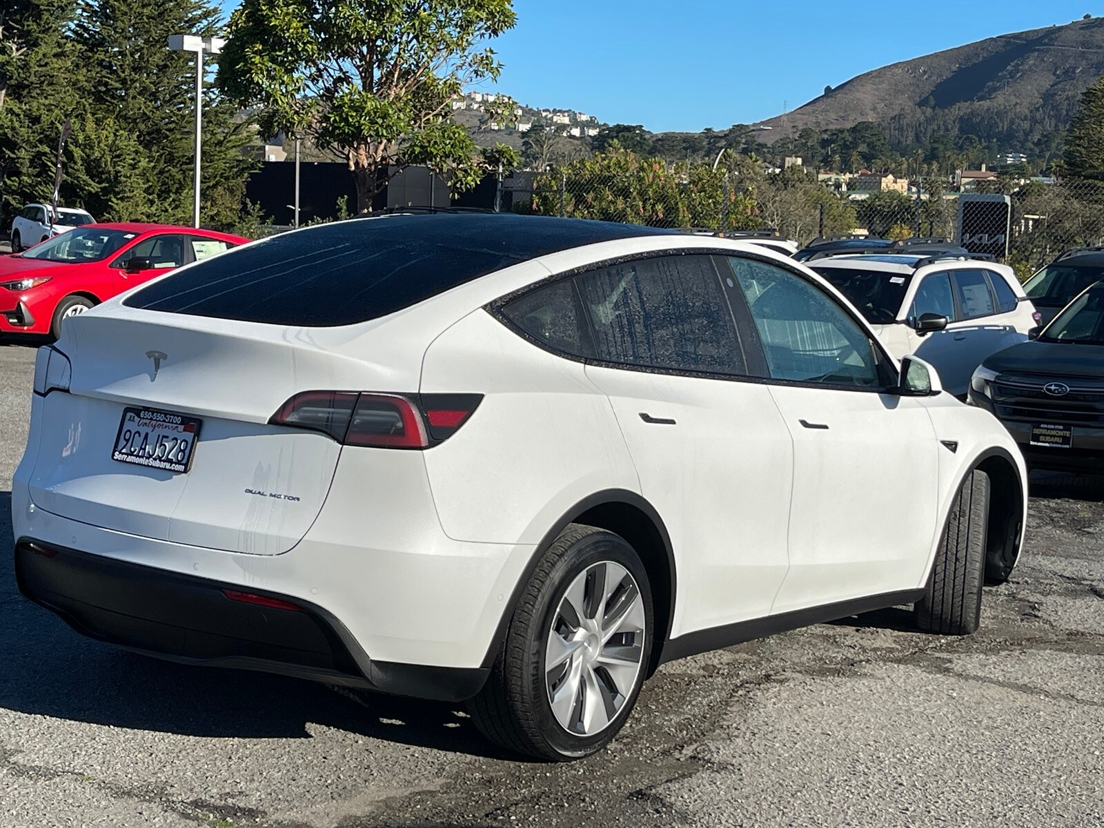 2022 Tesla Model Y Long Range photo 4