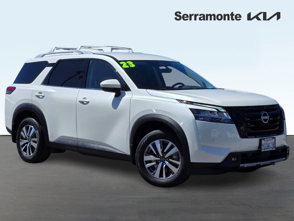 Used 2023 Nissan Pathfinder SL SUV