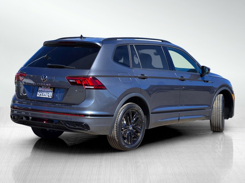 Used 2022 Volkswagen Tiguan 2.0T SE R-Line Black SUV