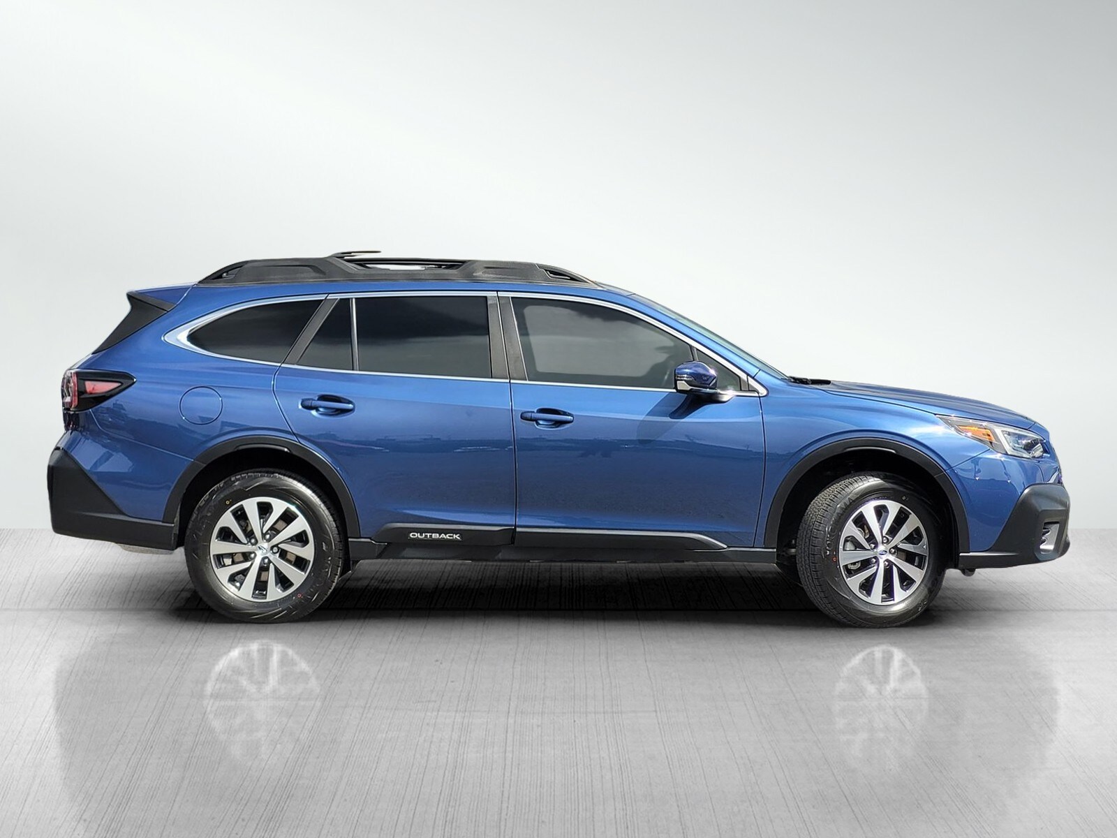 2021 Subaru Outback Premium photo 3