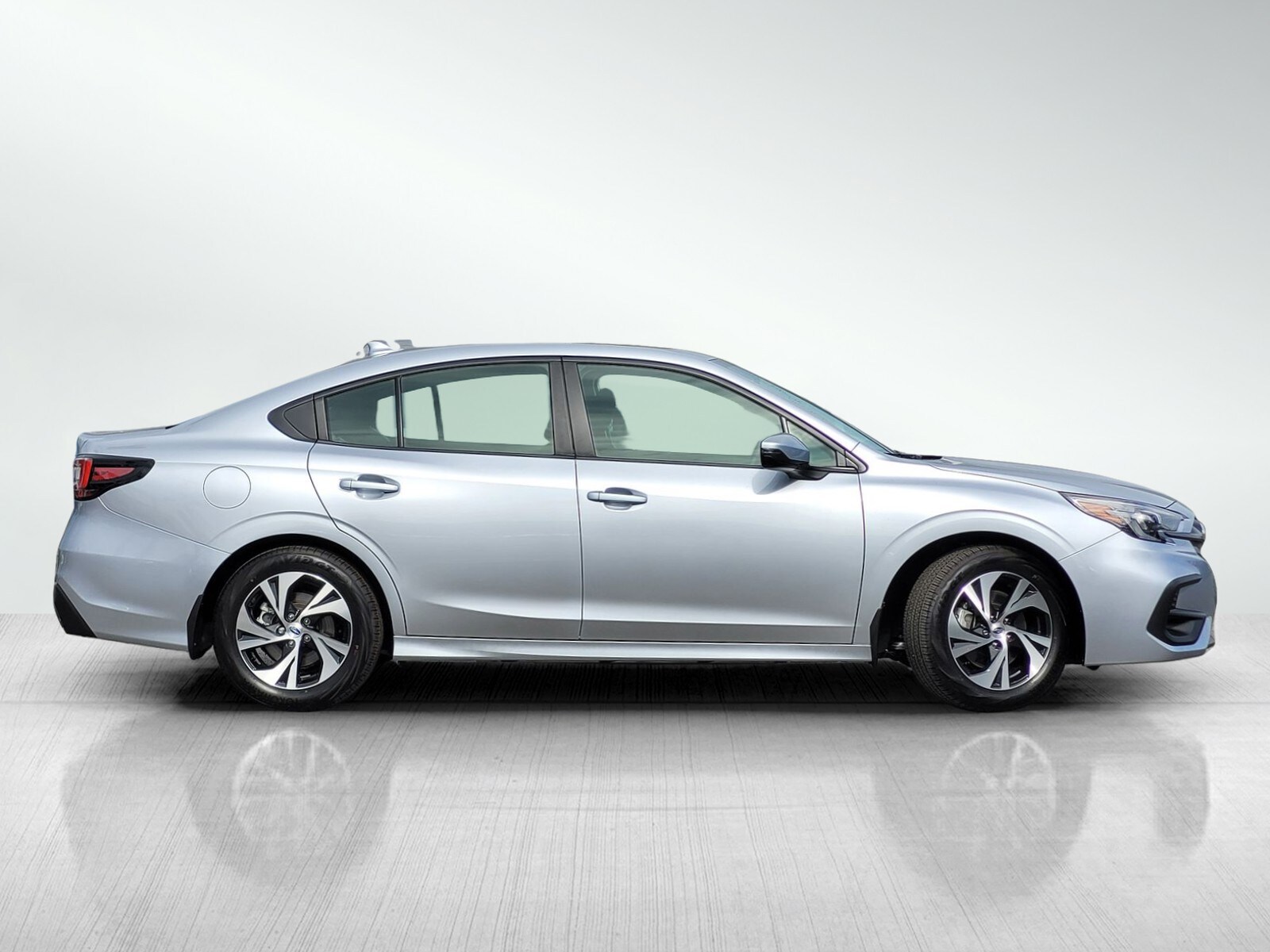 2024 Subaru Legacy Premium photo 3