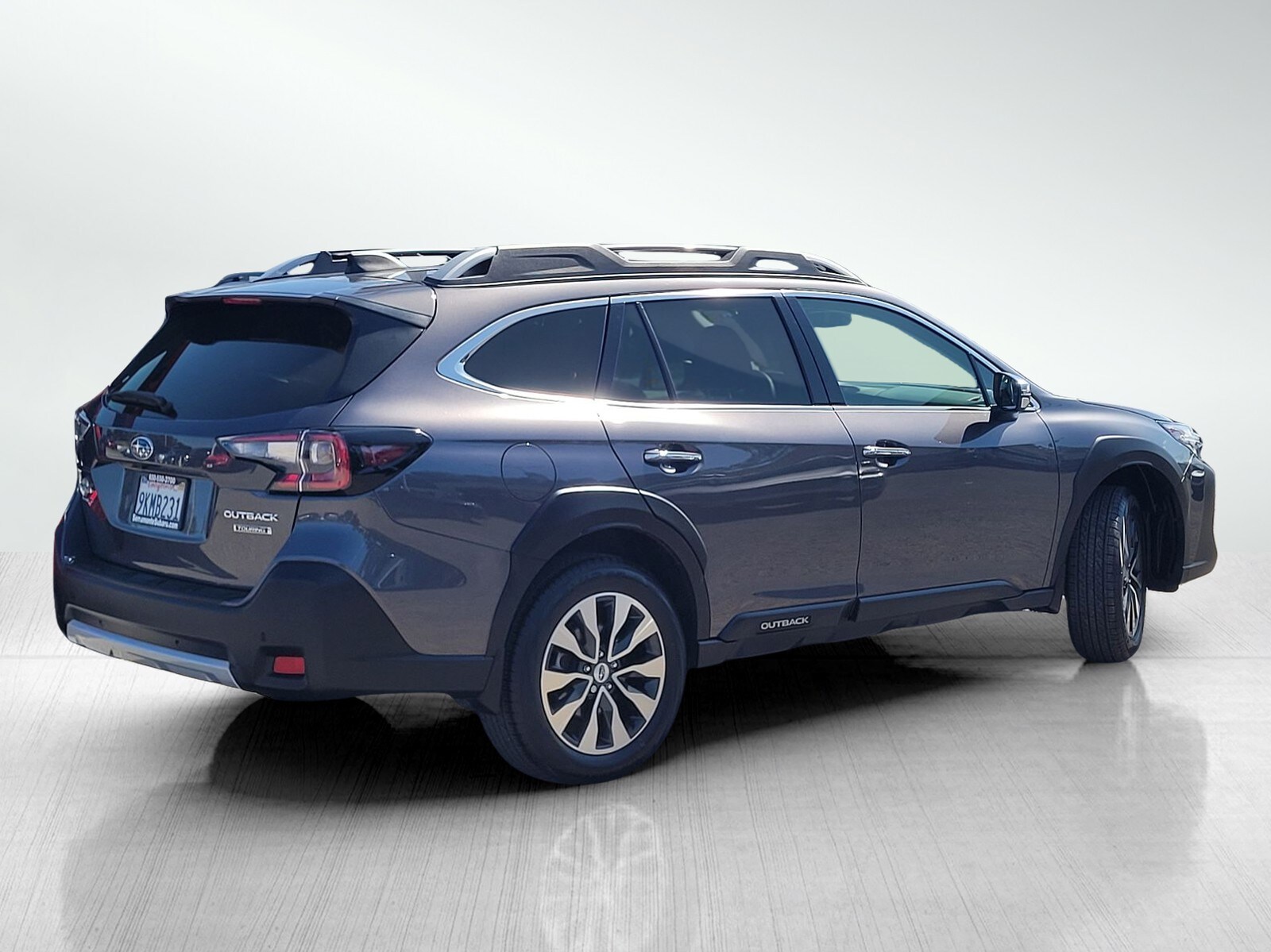 2024 Subaru Outback Touring photo 4