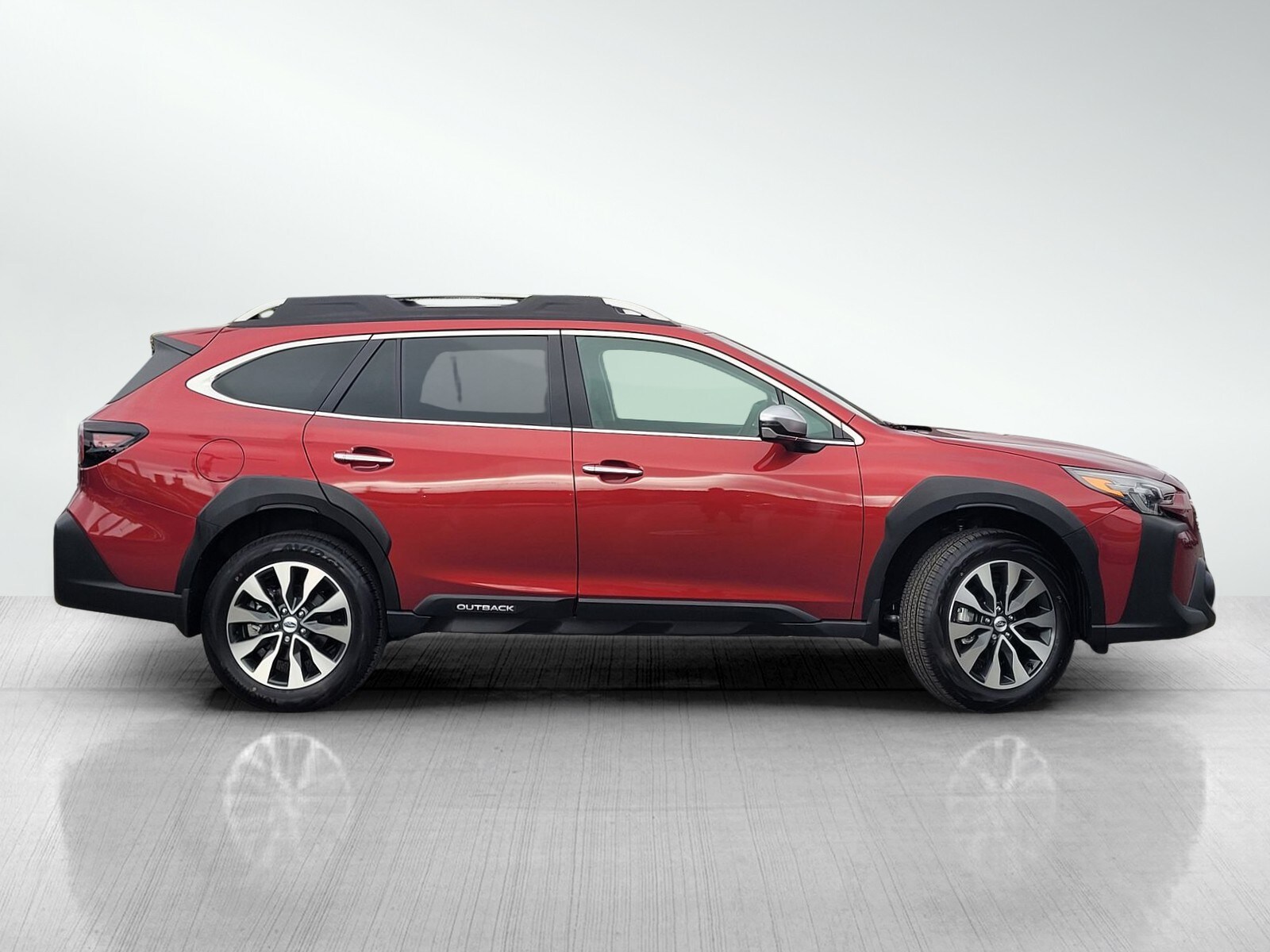 2024 Subaru Outback Touring XT photo 2