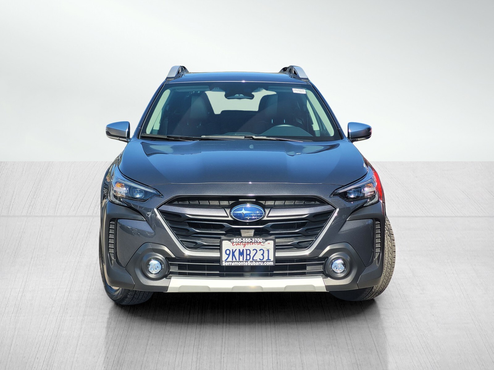 2024 Subaru Outback Touring photo 2