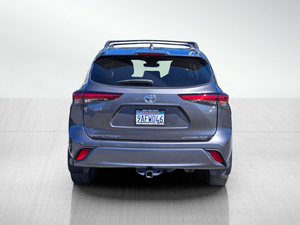 Used 2022 Toyota Highlander Limited SUV