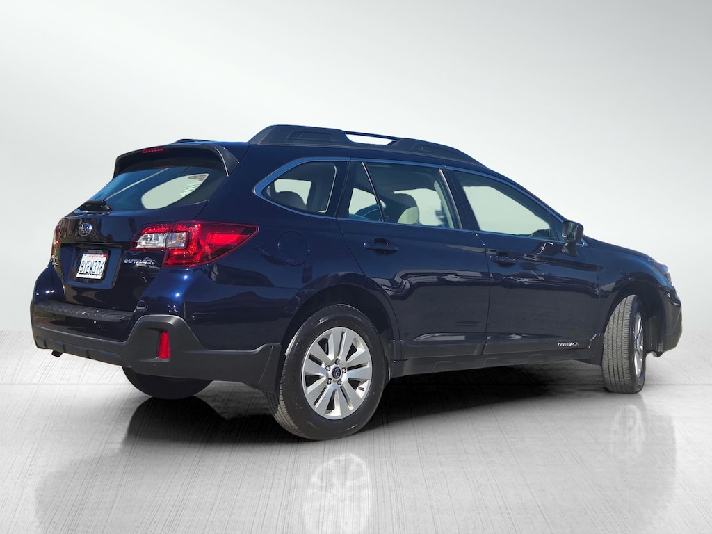 Used 2018 Subaru Outback 2.5i SUV