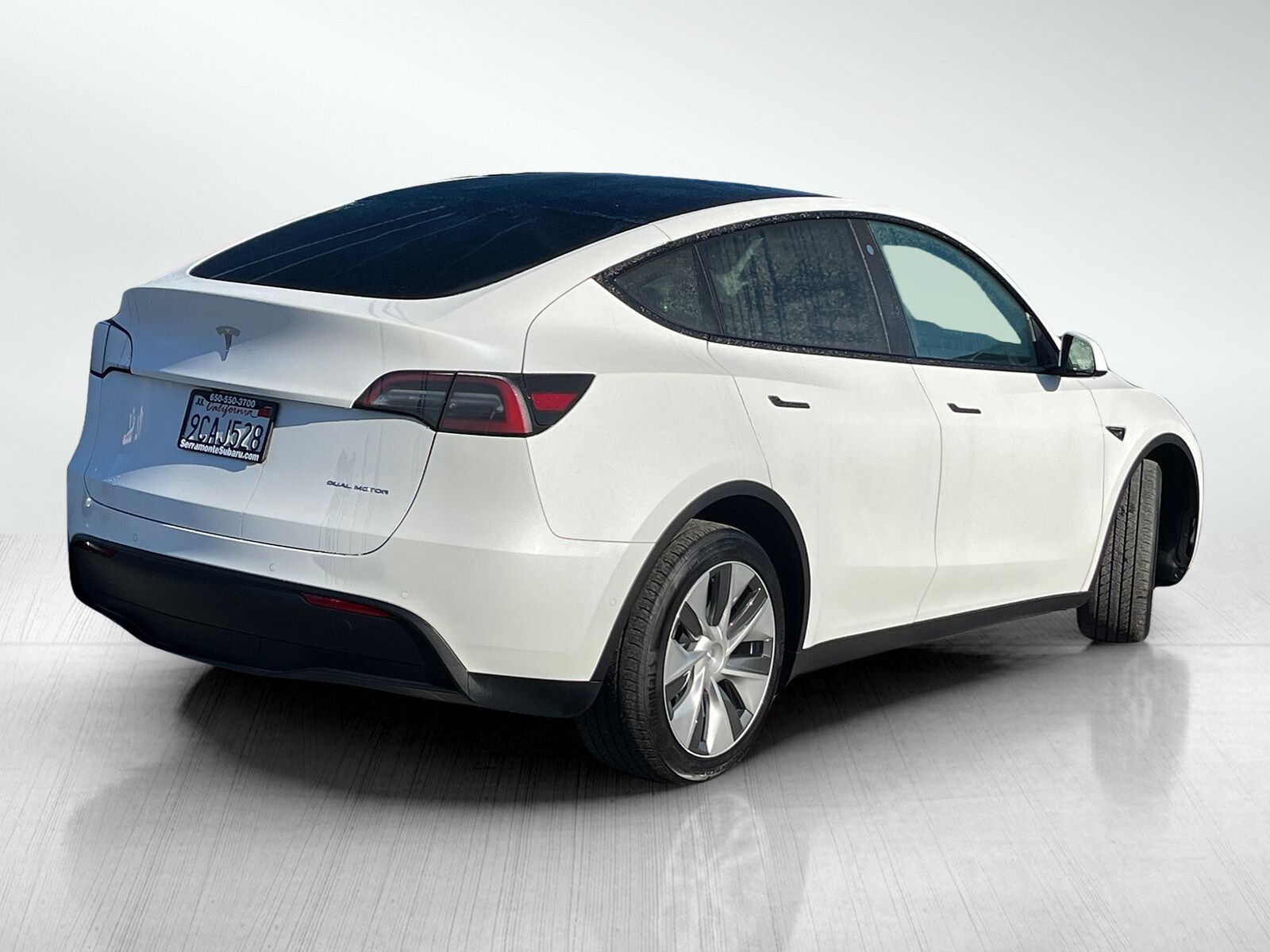 2022 Tesla Model Y Long Range photo 4