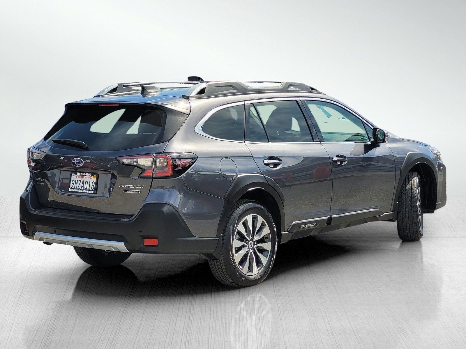 2024 Subaru Outback Touring photo 3